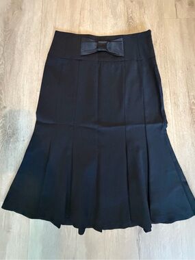 Bebe Classic Black Bow-Accent Flared Skirt Womens size 2